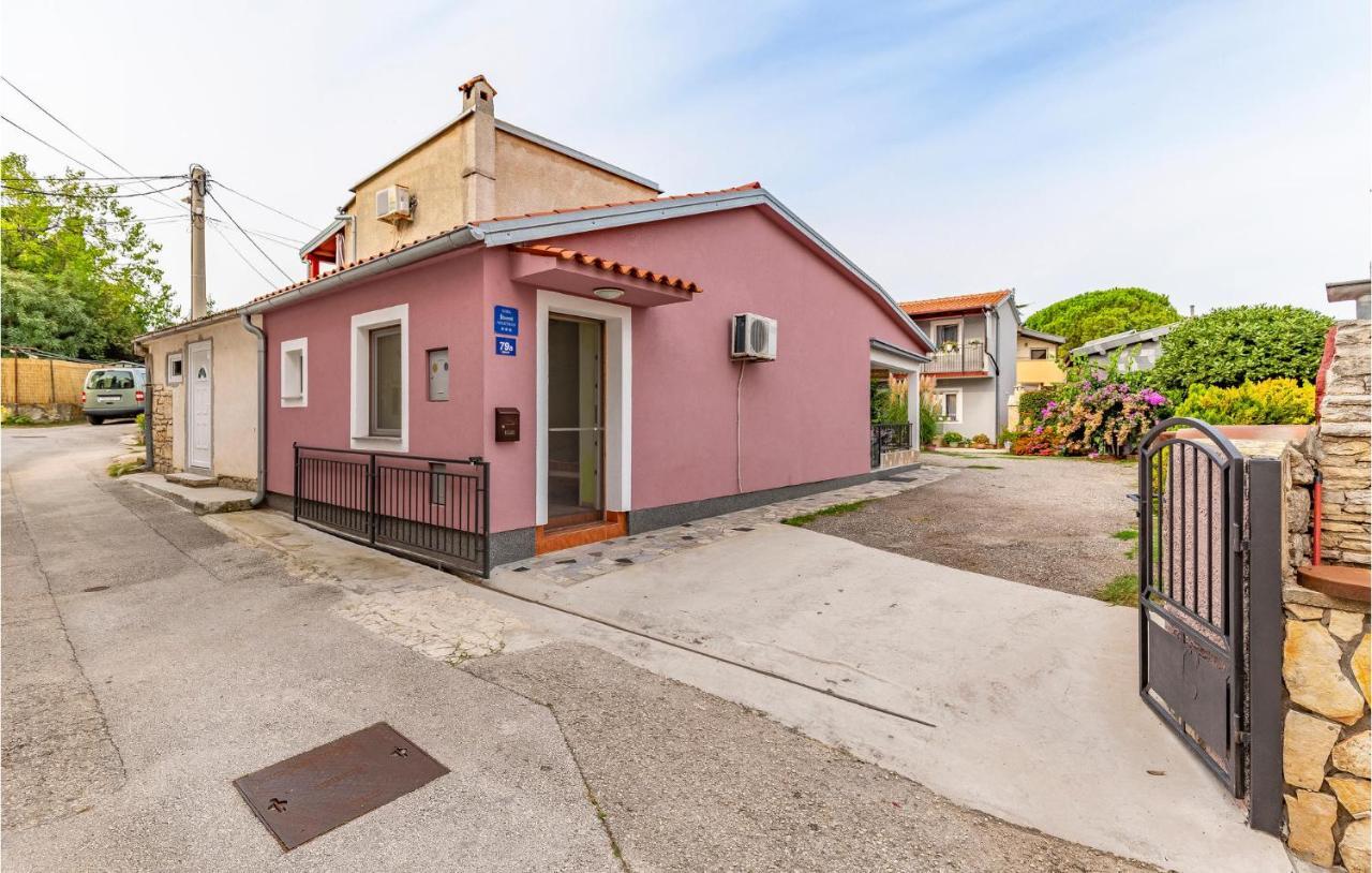 Nice Apartment In Premantura With Wifi Exterior foto